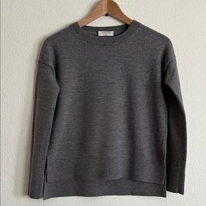 Babaton Aritzia Grey Crewneck Merino Wool Sweater Oversized XS